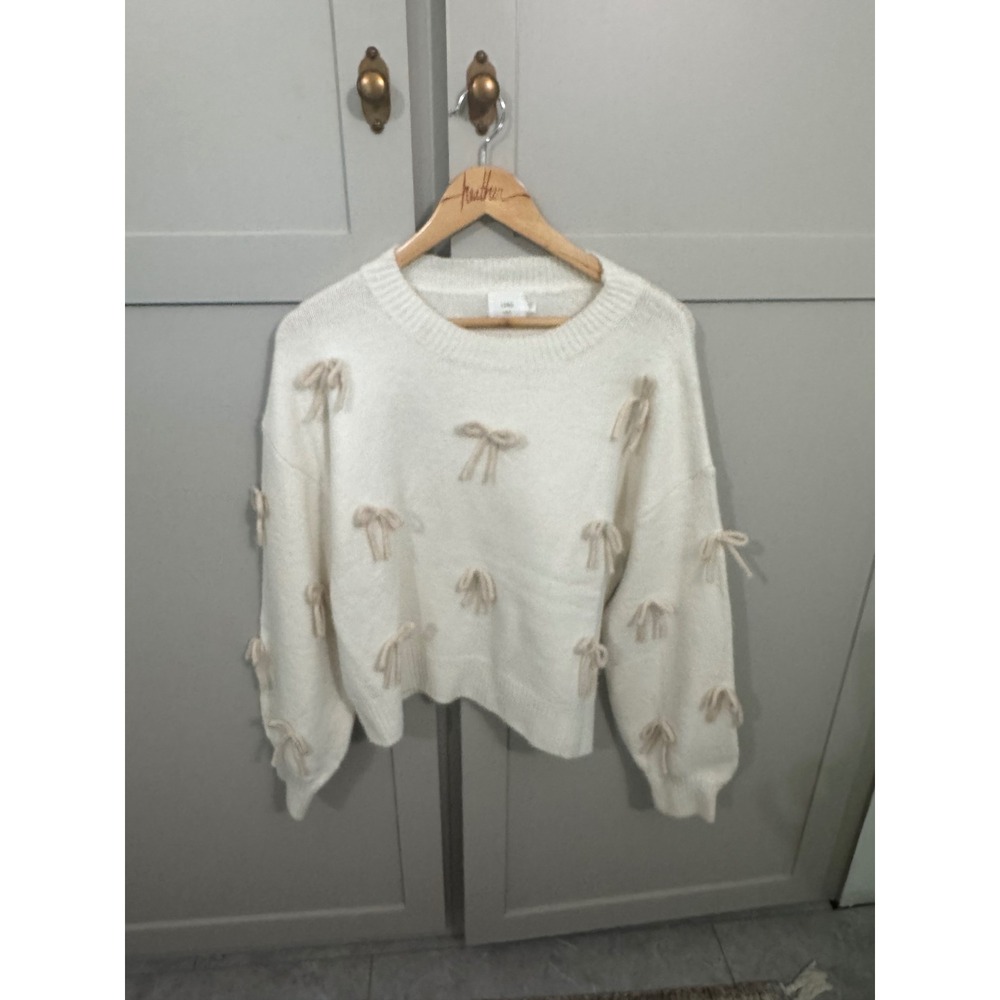 Luna Ivy Cream Bow Applique Knit Sweater Crewneck Pullover Small Coquette
